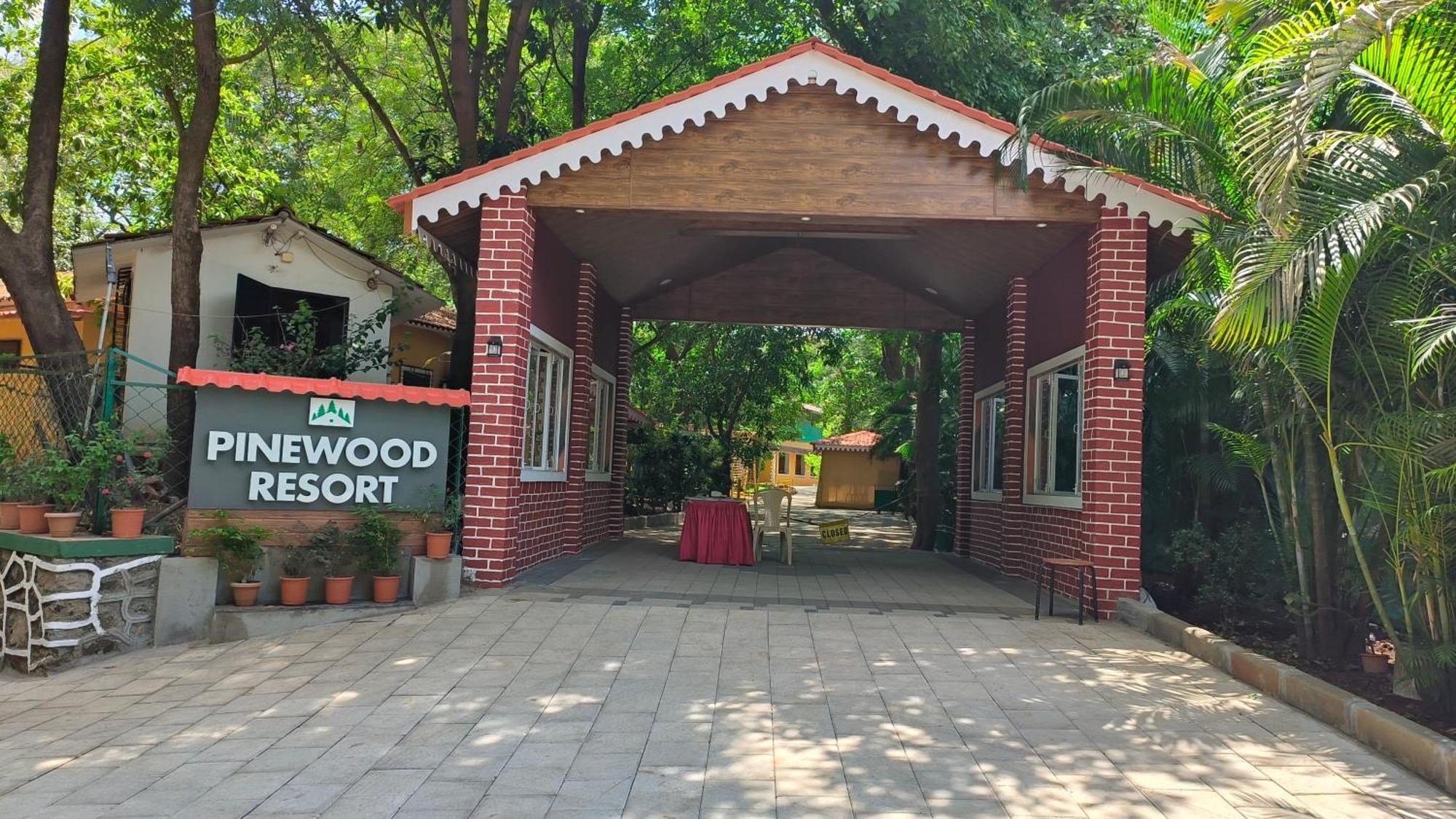 Pinewood Resort Karjat Kültér fotó
